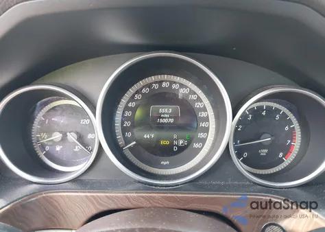 2014 Mercedes-Benz E 350 4Matic z USA, uszkodzony, nr VIN WDDHF8JB3EA985465